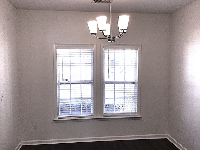 Building Photo - 263 Mayfield Dr
