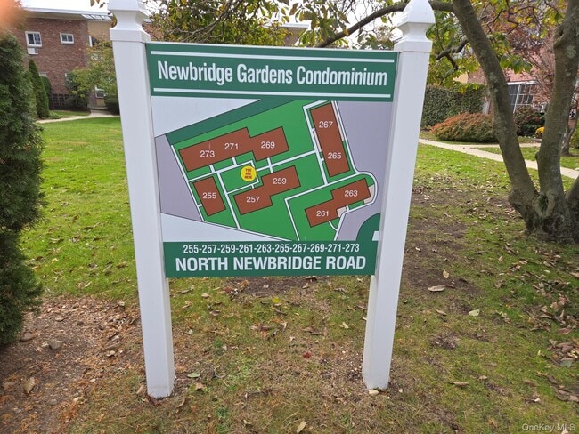 Building Photo - 267 N Newbridge Rd