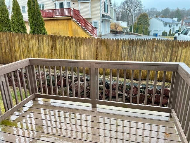 Building Photo - 9 Nirvana Dr