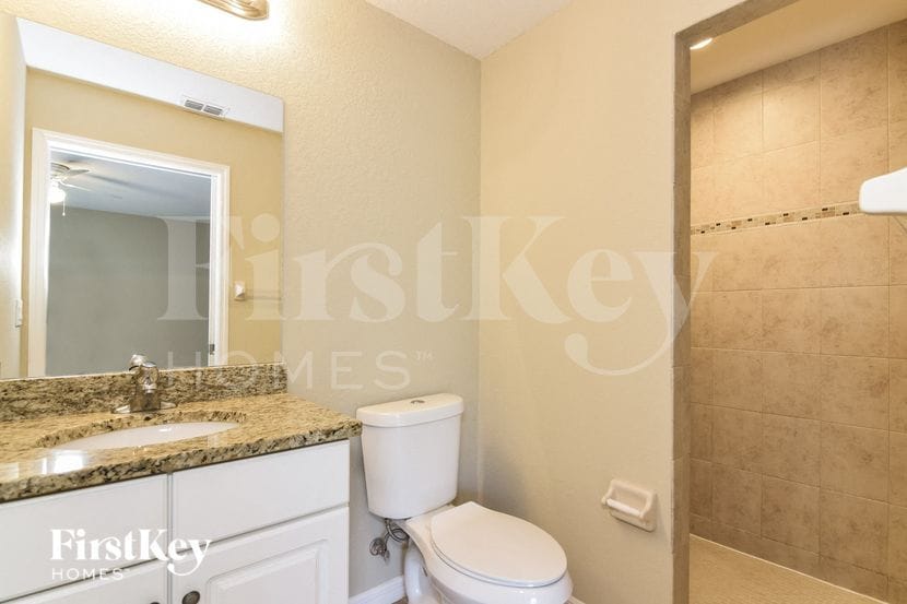 Building Photo - 10371 Grail Ave