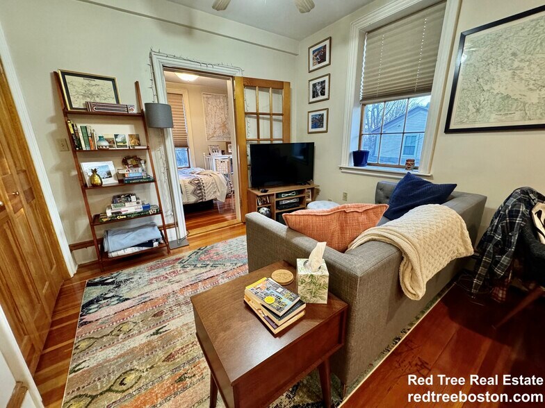 Building Photo - 24 Grovenor Rd