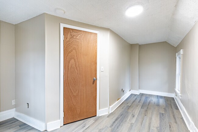 Building Photo - 25 Wabash St