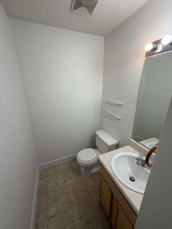 Building Photo - 21 Rivers Point Row