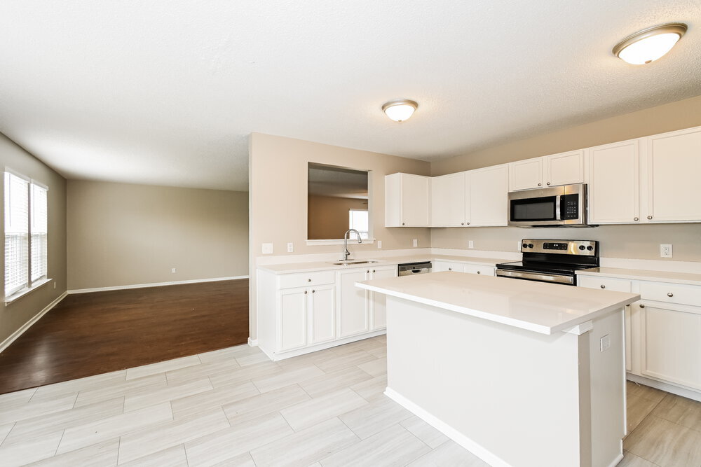 Building Photo - 8652 Orchard Grove Ln