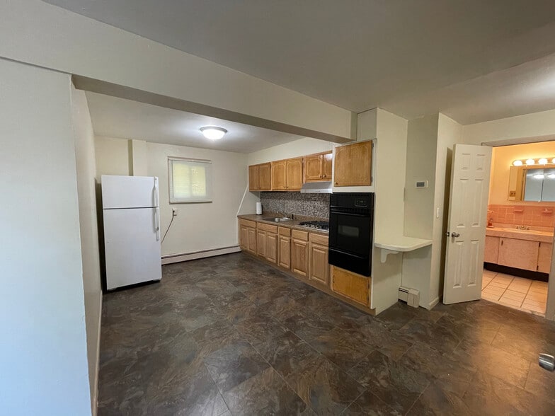 Building Photo - 11 Munn Pl