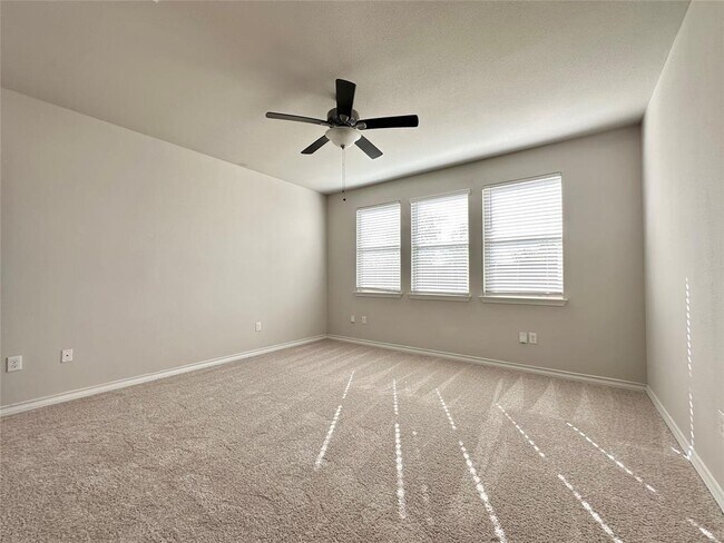 Building Photo - 11604 Roxburgh Pass