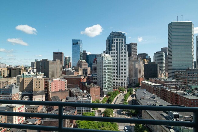 Building Photo - 99 Kneeland St