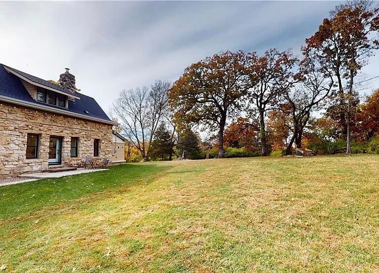 Building Photo - 3101 E 91st St