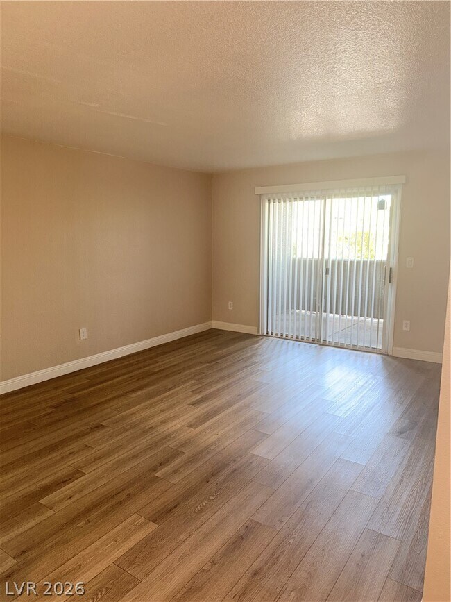 Building Photo - 5055 W Hacienda Ave