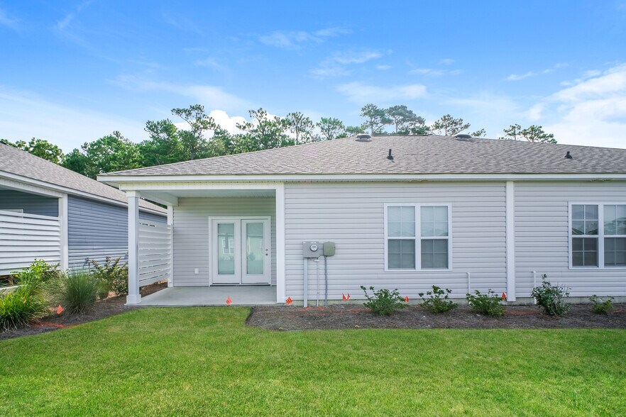 Building Photo - 155 Highlands Glen