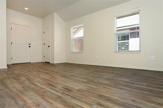 Building Photo - 433 Chalk Hill Ct