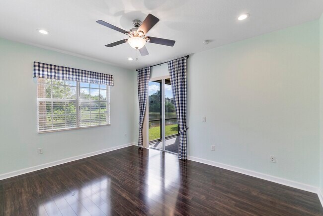 Building Photo - 8342 NW 127th Ln