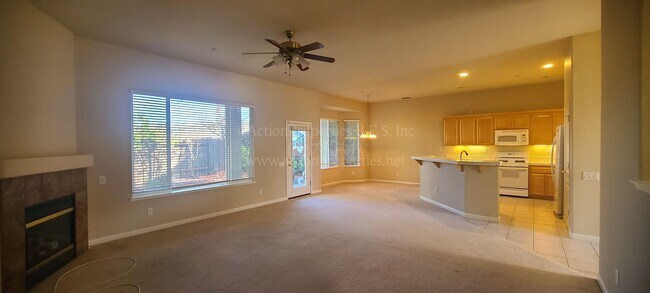Building Photo - 2329 Rebecca Ct