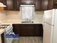 Building Photo - 1043 B Ave