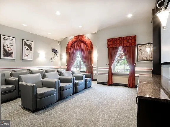 Building Photo - 1314 Sierra Dr