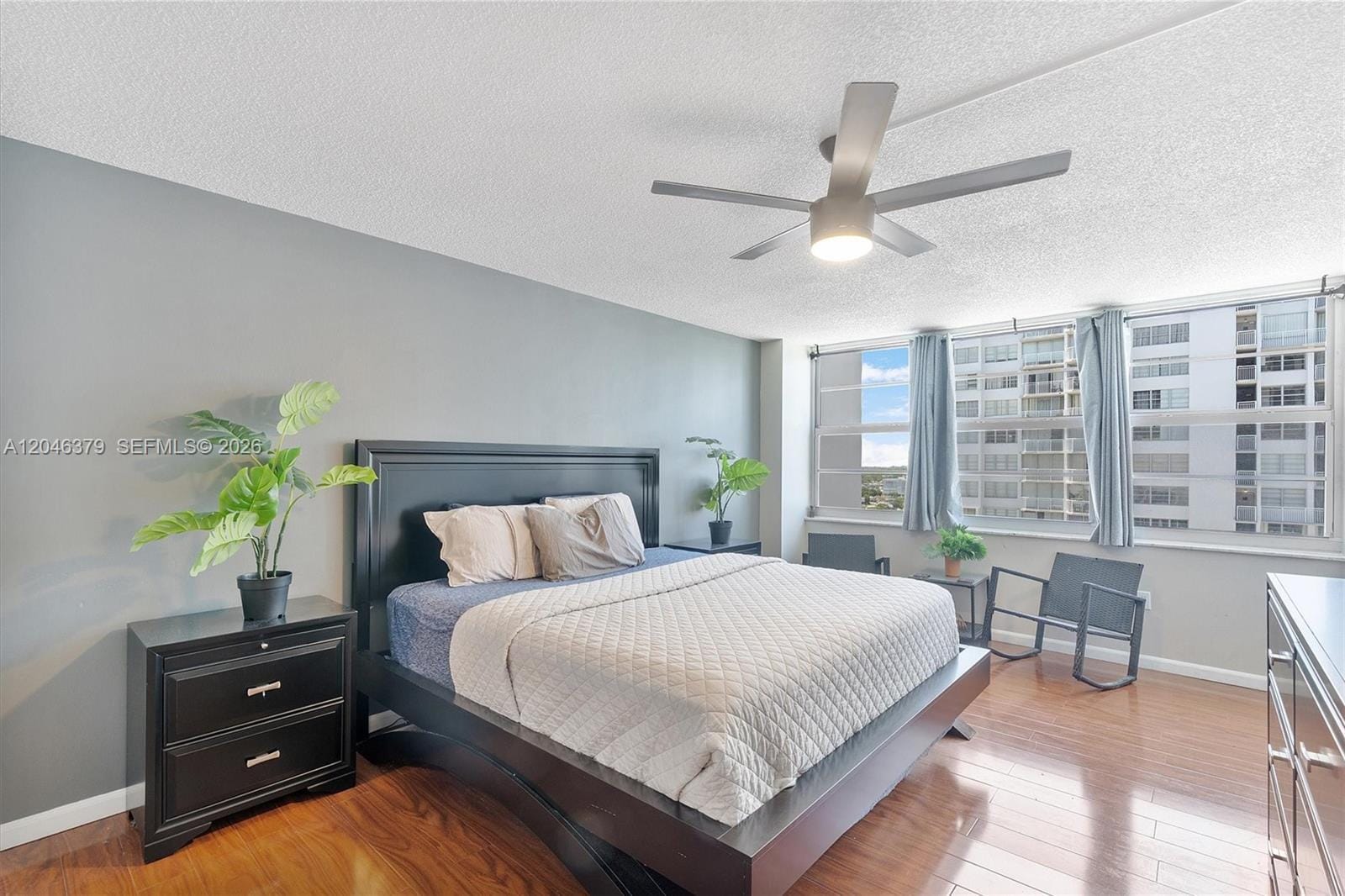 Building Photo - 18031 Biscayne Blvd
