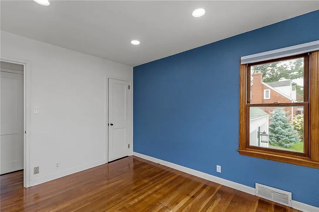 Bedroom 1 - 20 Locust Ln