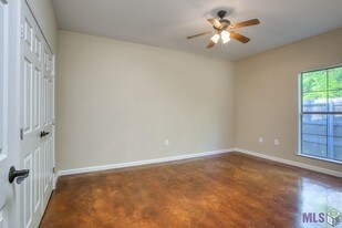 Building Photo - 3512 Yorkfield Dr