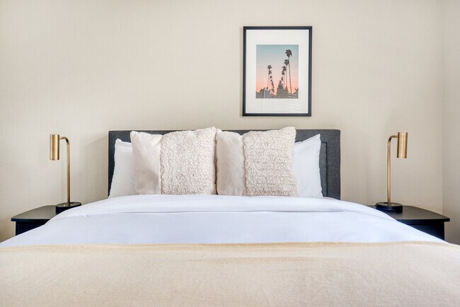 Building Photo - 508 Railway Ave