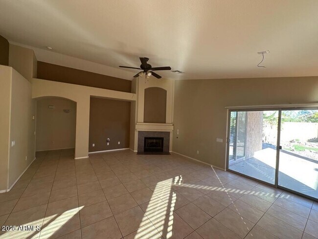 Building Photo - 10256 E Peralta Canyon Dr