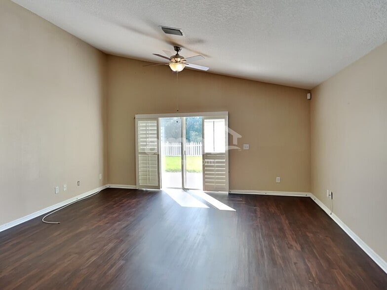 Building Photo - 5334 New Savannah Cir