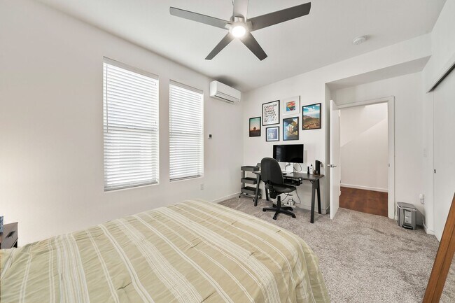 Building Photo - 206 Box Lane-