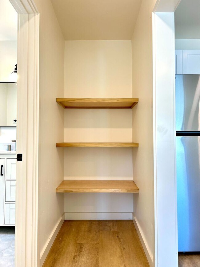 Building Photo - Now Leasing for the 2026-2027 School Year:...