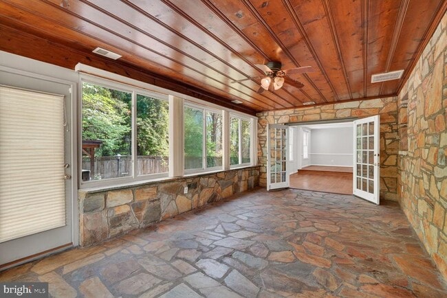 Building Photo - 5109 Blue Ridge Ave