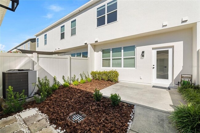 Building Photo - 7819 Hardenton St