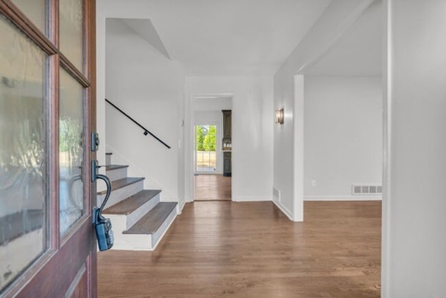 Building Photo - Elegant 4BR Home with Luxury Finishes and Premier Amenities in Marietta