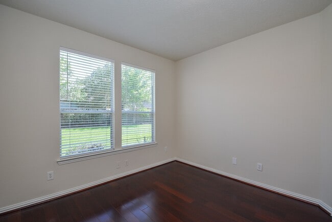 Building Photo - 4914 Big Spring Cir