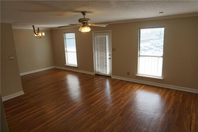 Building Photo - 1444 Carrollton Ave