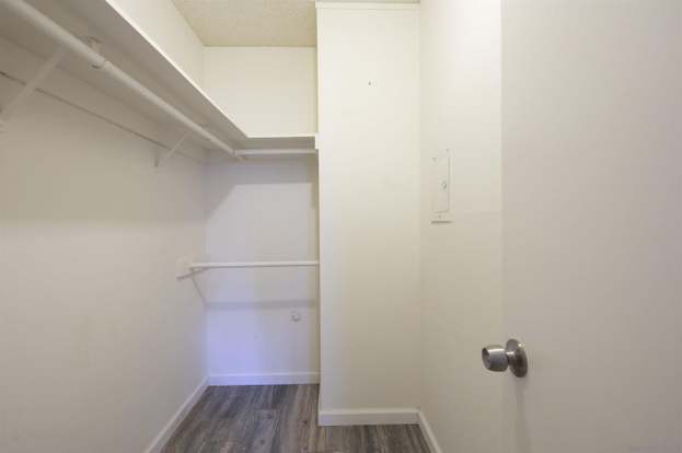 Building Photo - 3549 Castle Glen Dr