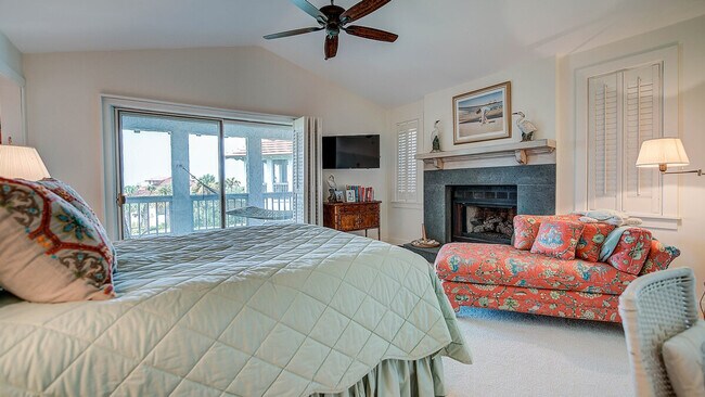 Building Photo - 38 Leeward Ct