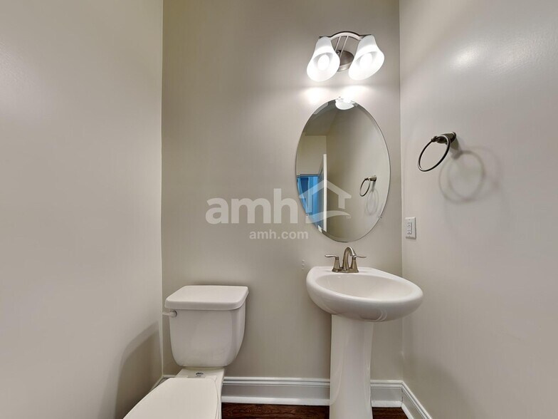 Building Photo - 202 Argea Dr