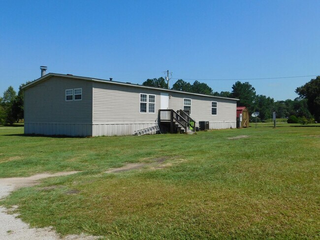 Building Photo - 101 K&D Drive, Vanceboro in the Wynn Circl...