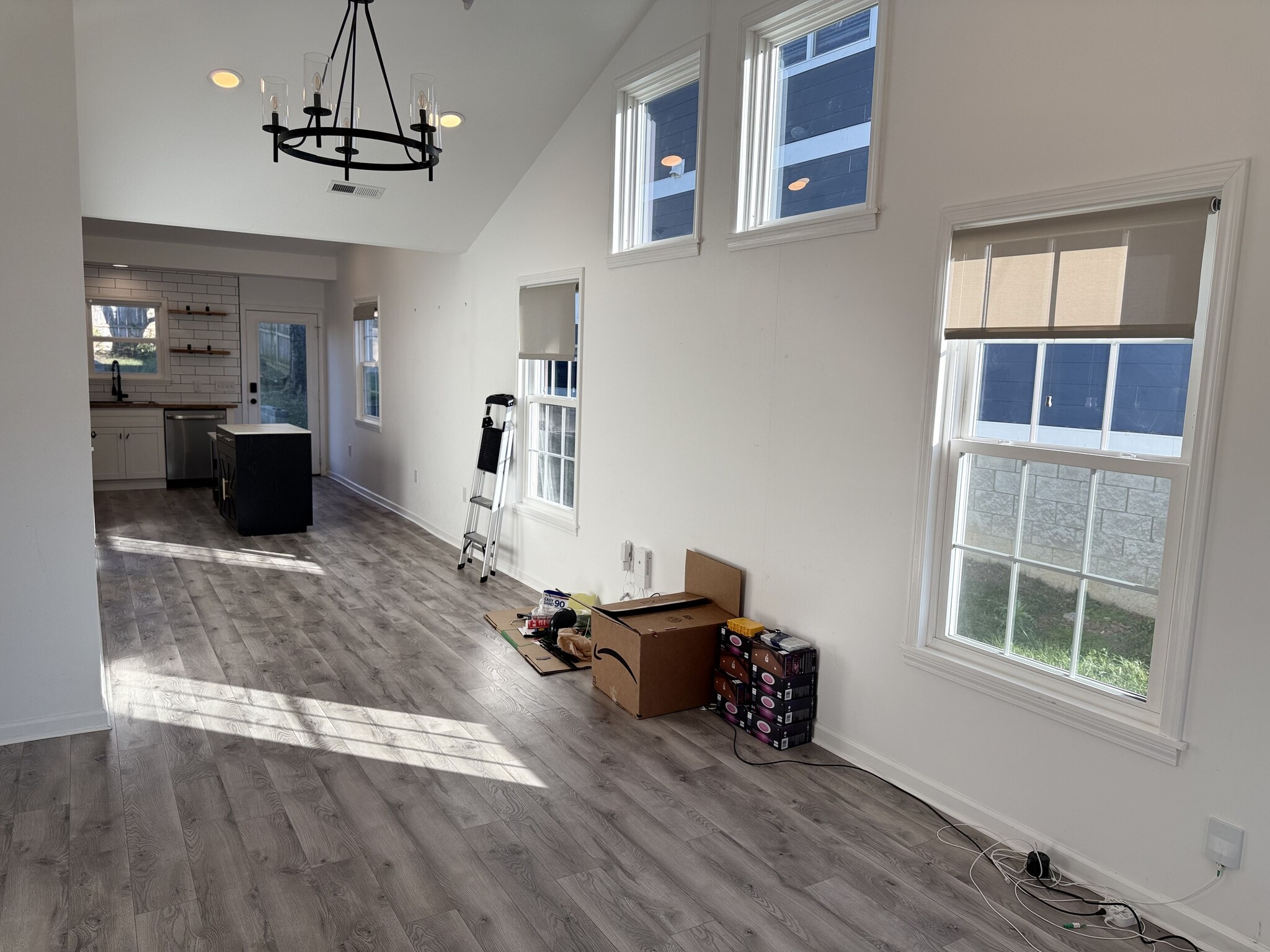 Building Photo - 716B 29th Ave N