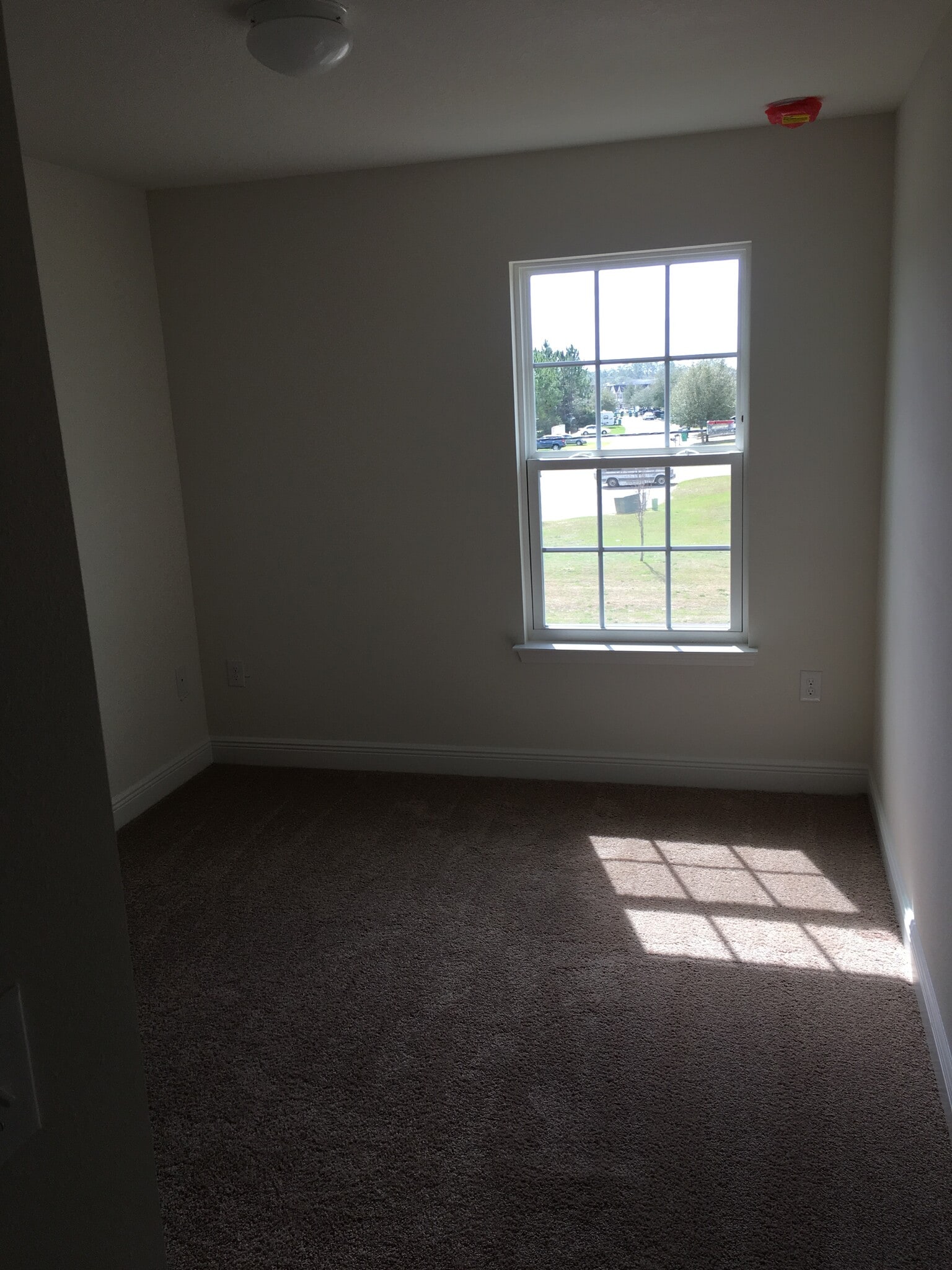 Building Photo - 418 Apple Dr