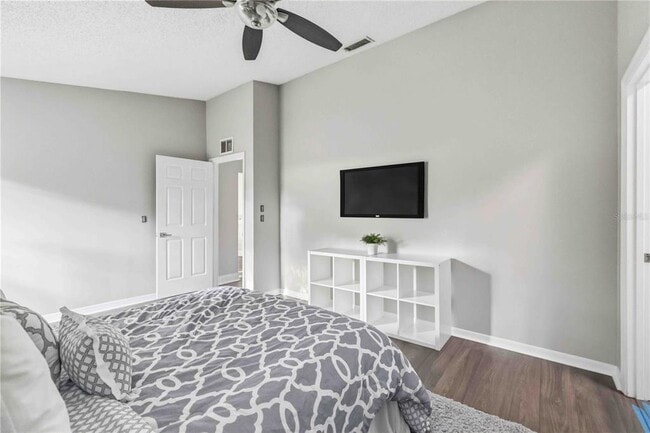Building Photo - 7795 Pine Trace Dr