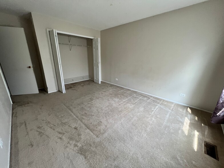 Building Photo - 534 Grimes Ave