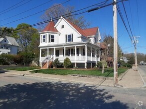 Building Photo - 14 Tappan Ave