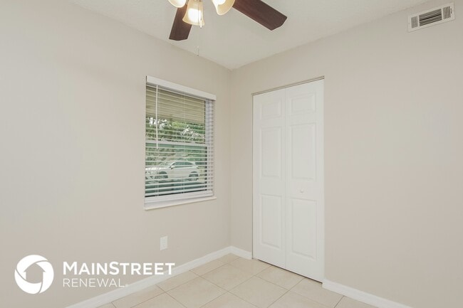 Building Photo - 5312 Wren St