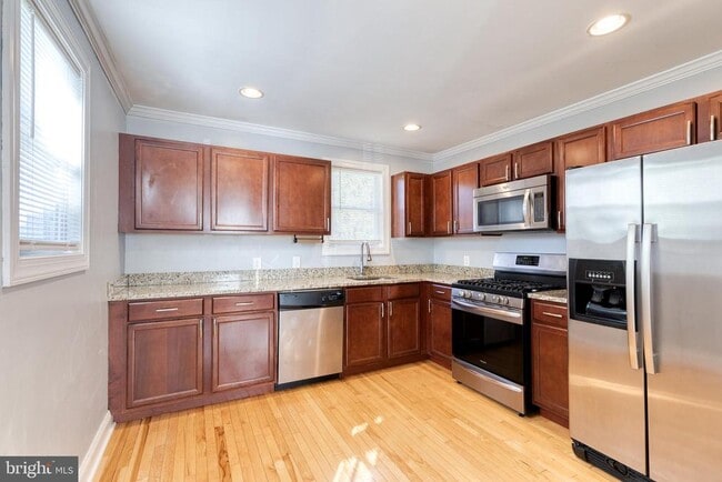 Building Photo - 2103 Southern Ave