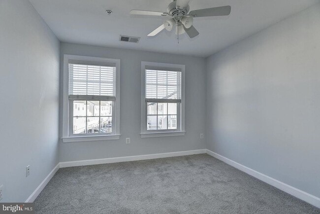 Building Photo - 7576 Maidenhead Dr