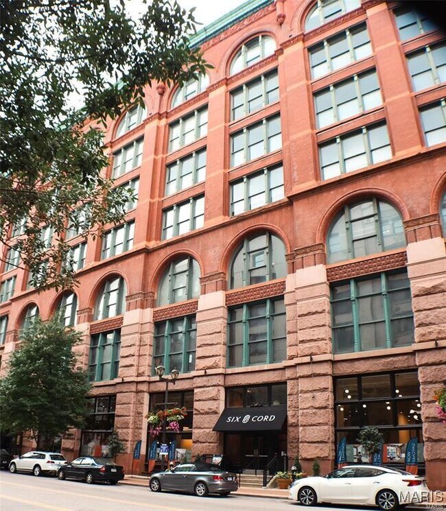 Primary Photo - 1000 Washington Ave