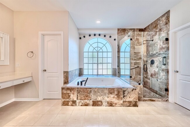 Building Photo - 19 Calleston Ct