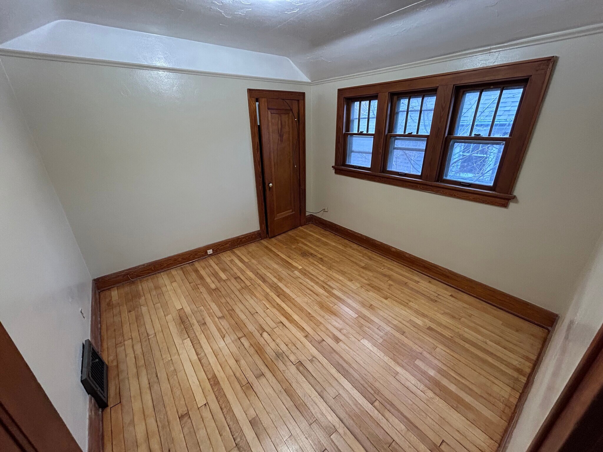 Building Photo - 5320 N 39th St