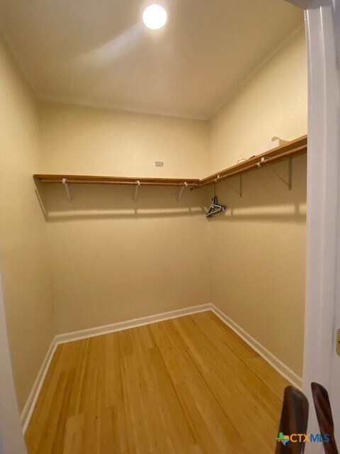 Building Photo - 1034 Magnolia St