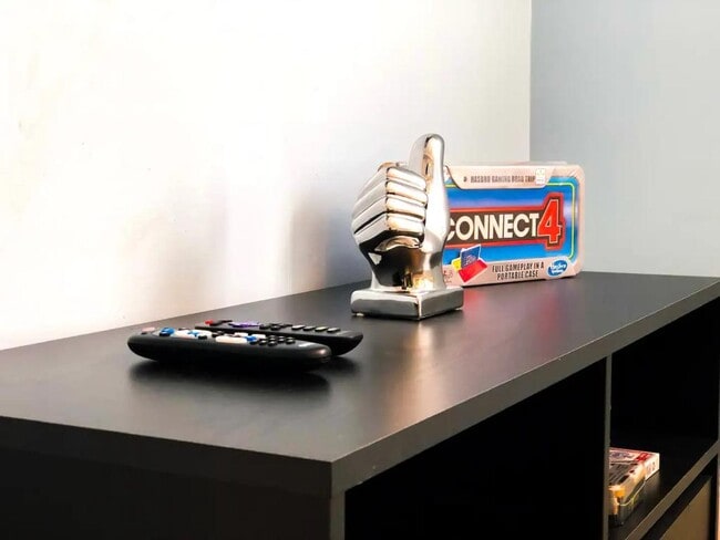 Building Photo - 1925 Iberville St