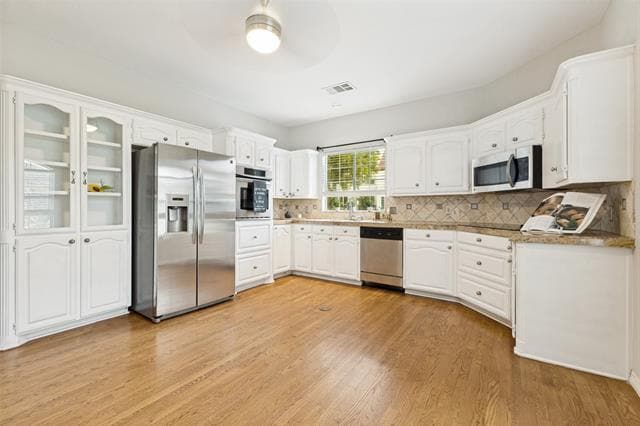 Building Photo - 4020 Mediterranean St
